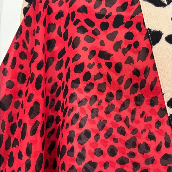 Umgee Women's Animal Mixed Print Ruffled Sleeve Surplice Top Size Large - Picture 7 of 16